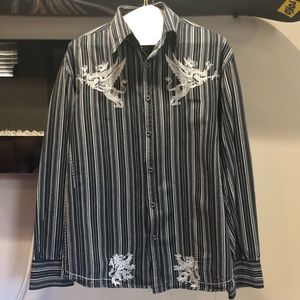 ROAR men’s medium button top